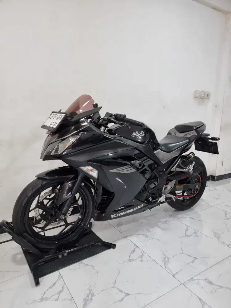 Kawasaki Ninja 250 Fi 2018 bln 3 Modif branded cakep siap gaspol
