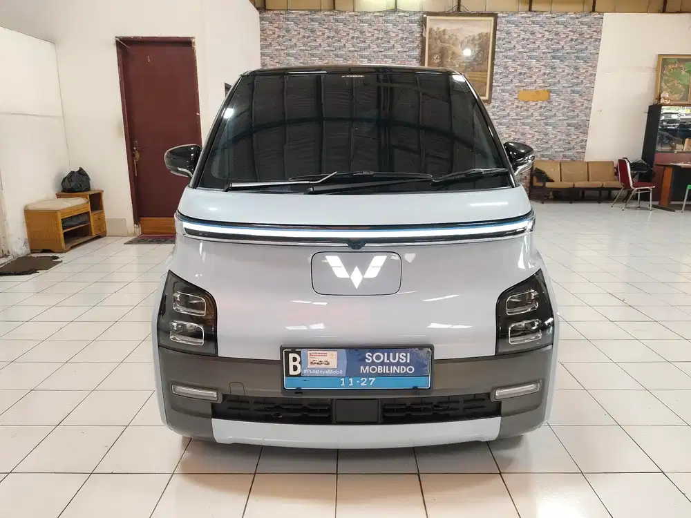 Wuling AIR EV LONG RANGE 300 KM AT 2022 Biru muda