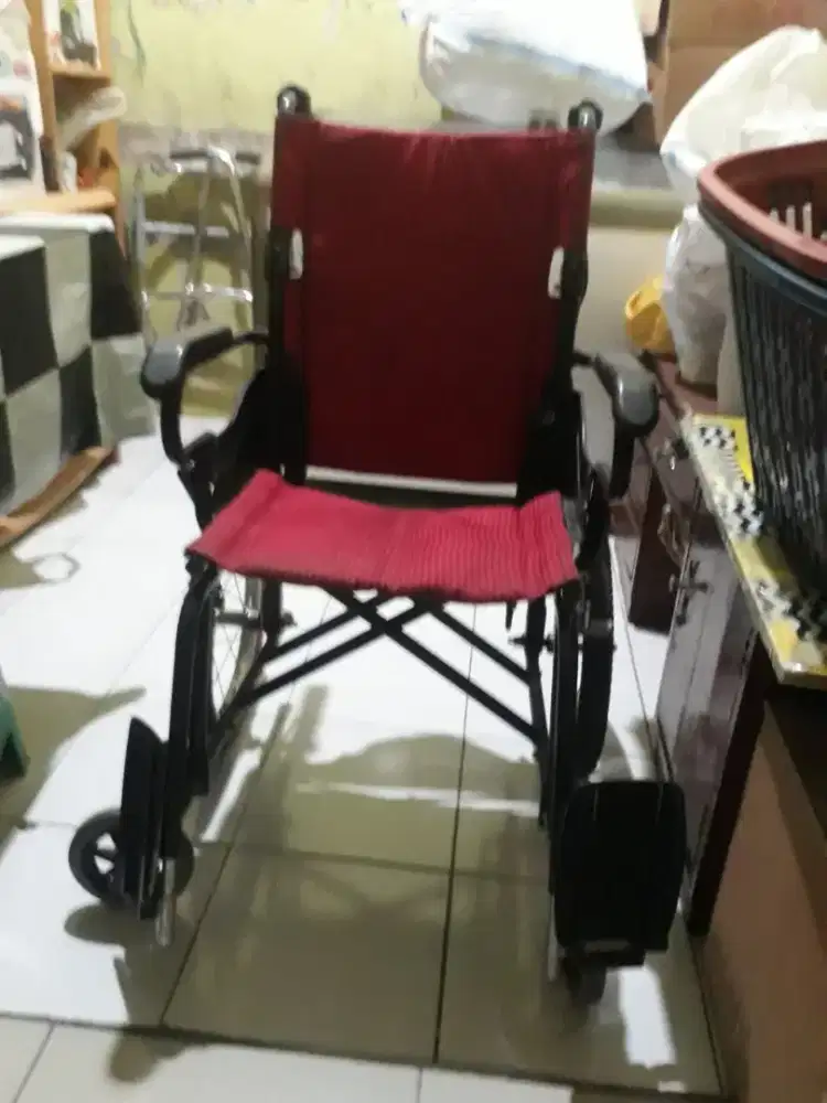 Kursi roda + walker