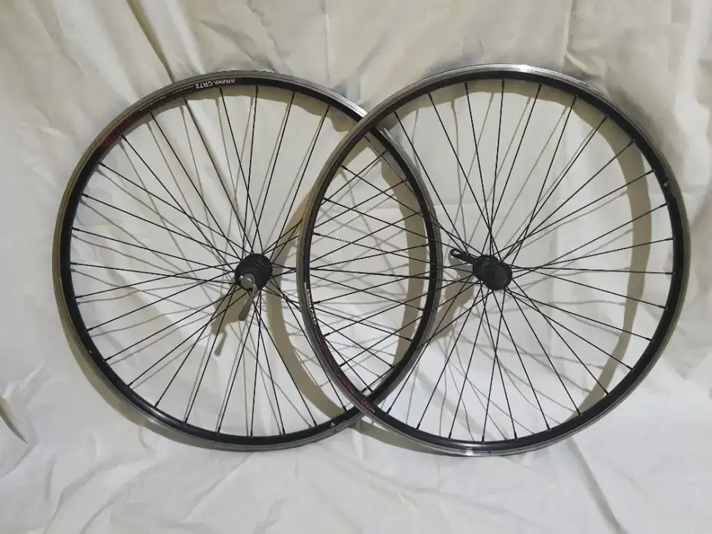 Wheelset Sepeda Velg Rim 700c Shimano Deore Araya Gr 72 Gravel