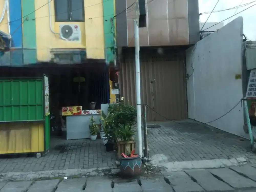 Ruko Raya Semampir