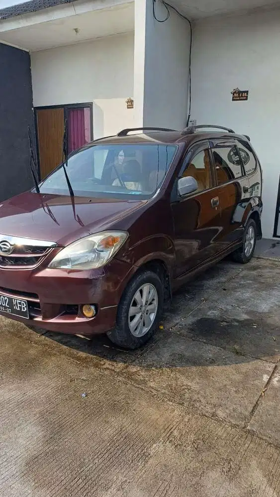 Daihatsu Xenia 2009 Bensin