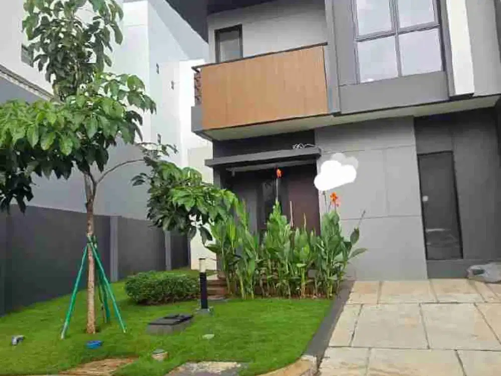 Dijual Cepat Rumah Hook 2 Lantai di cluster Regia Summarecon crown Gading Bekasi