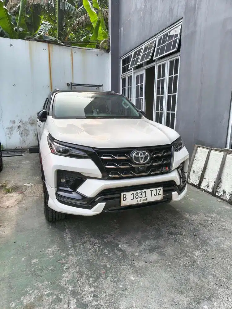 Toyota Fortuner 2023 Diesel