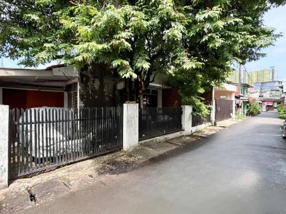 Rumah Hitung Tanah di Setiabudi, Akses Jalan Mudah dekat Jalan Utama