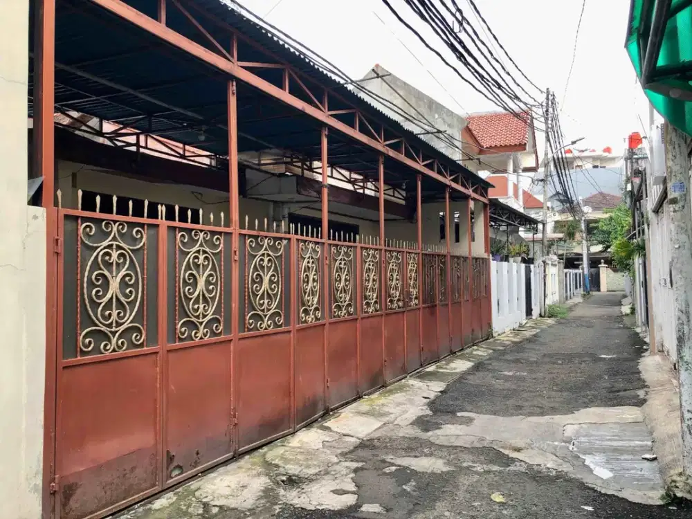 Rumah Hitung Tanah di Tebet Utara Cocok Untuk Investasi Kosan Maupun Hunian