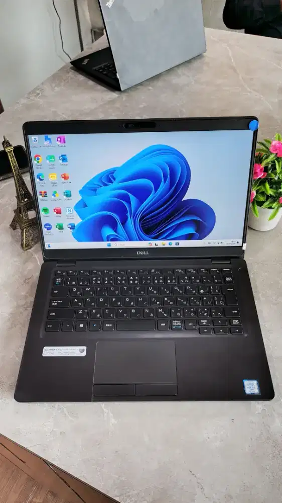 Laptop Scond Premium Dell lattitude 5300 Tounscreen