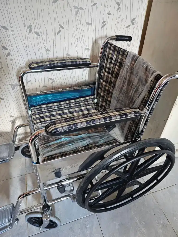 Kursi Roda chrona care baru beberapa kali pakai