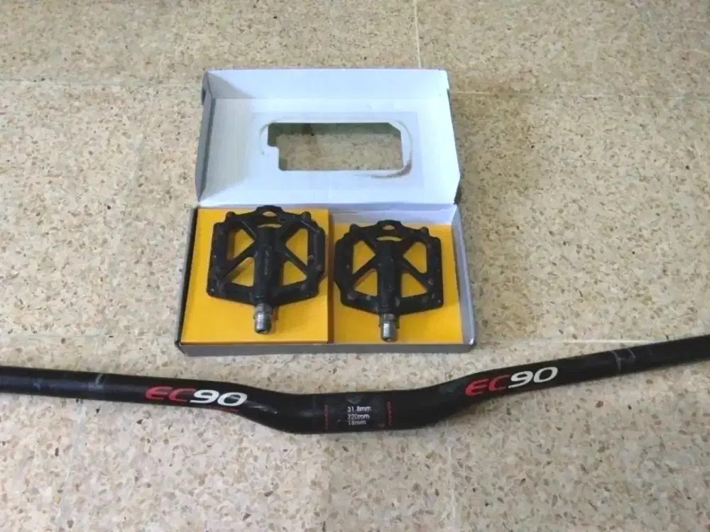 Stang sepeda EC90 Carbon & pedal bering