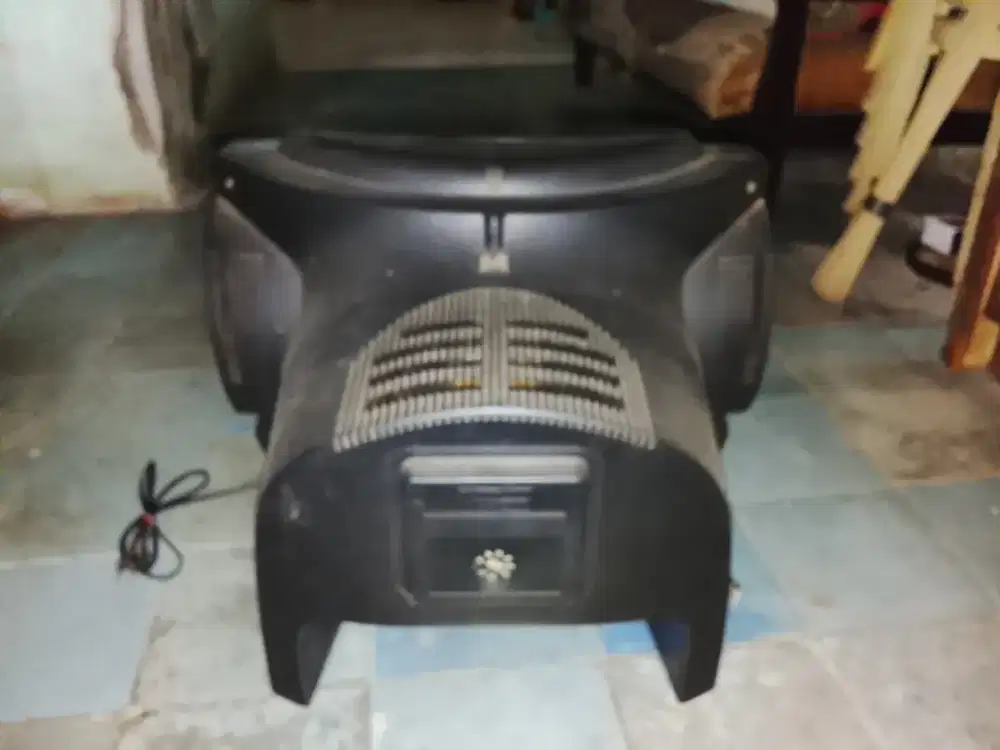 TV untuk bahan service