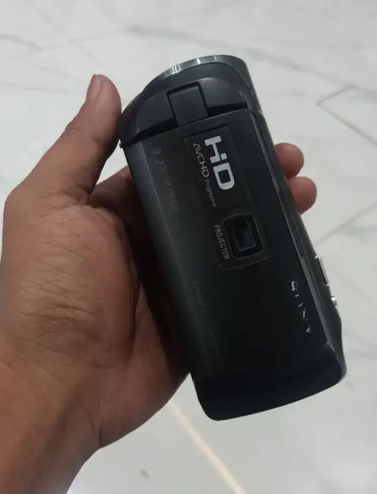 Handycam Sony pj410