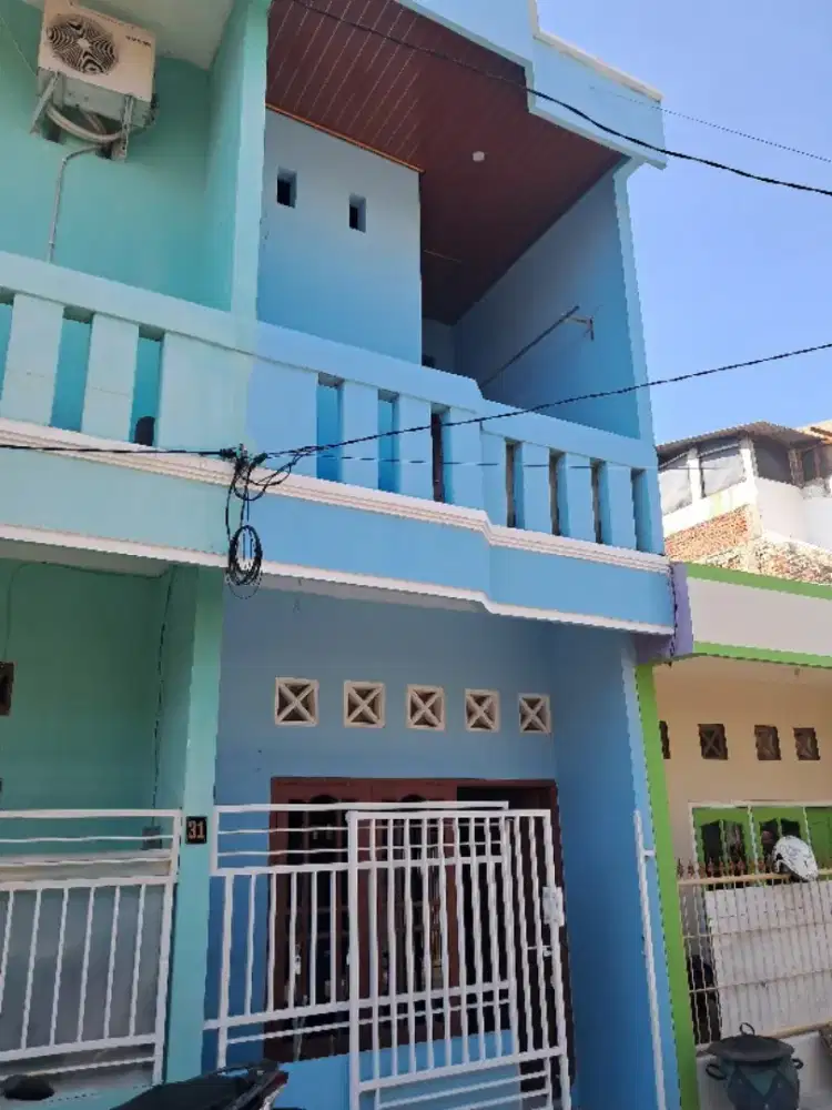 Disewakan rumah 2 lantai baru renovasi di dukuh setro IXA No 31