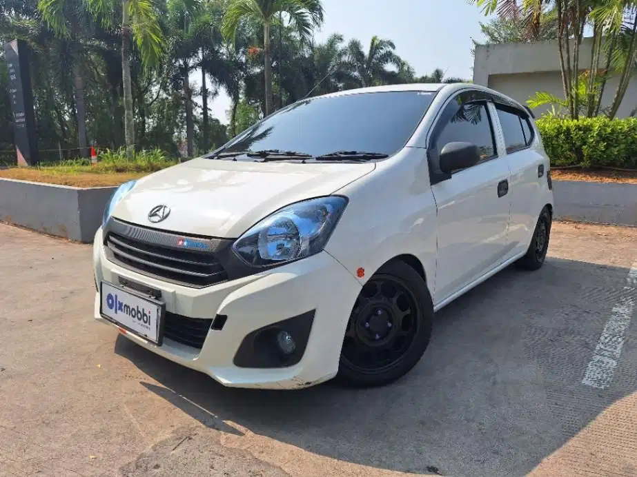 LOW DP Daihatsu Ayla 1.0 D Bensin-MT 2019 7BI D