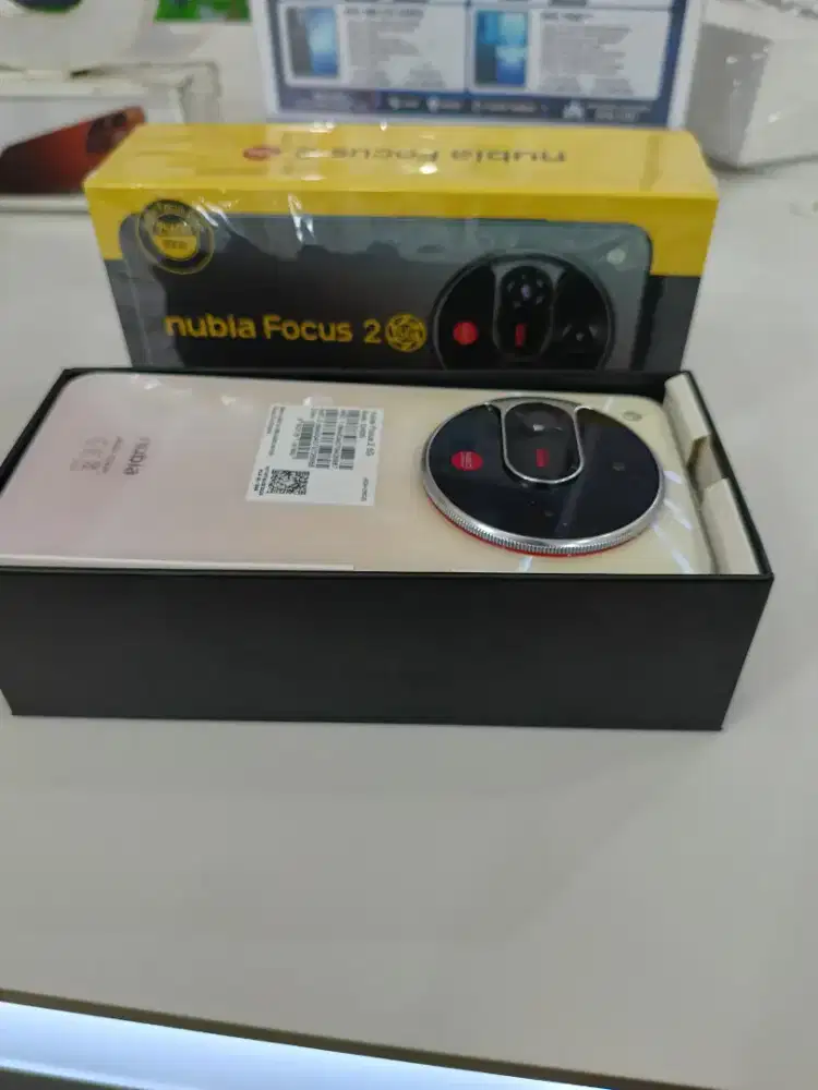 Nubia focus2 8/256,,seken seoerti baru,,camera 108 mp,batrei 6500mah,
