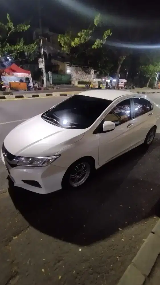 - Honda City E CVT Putih 2014 | Terawat | Siap Pakai | Nego