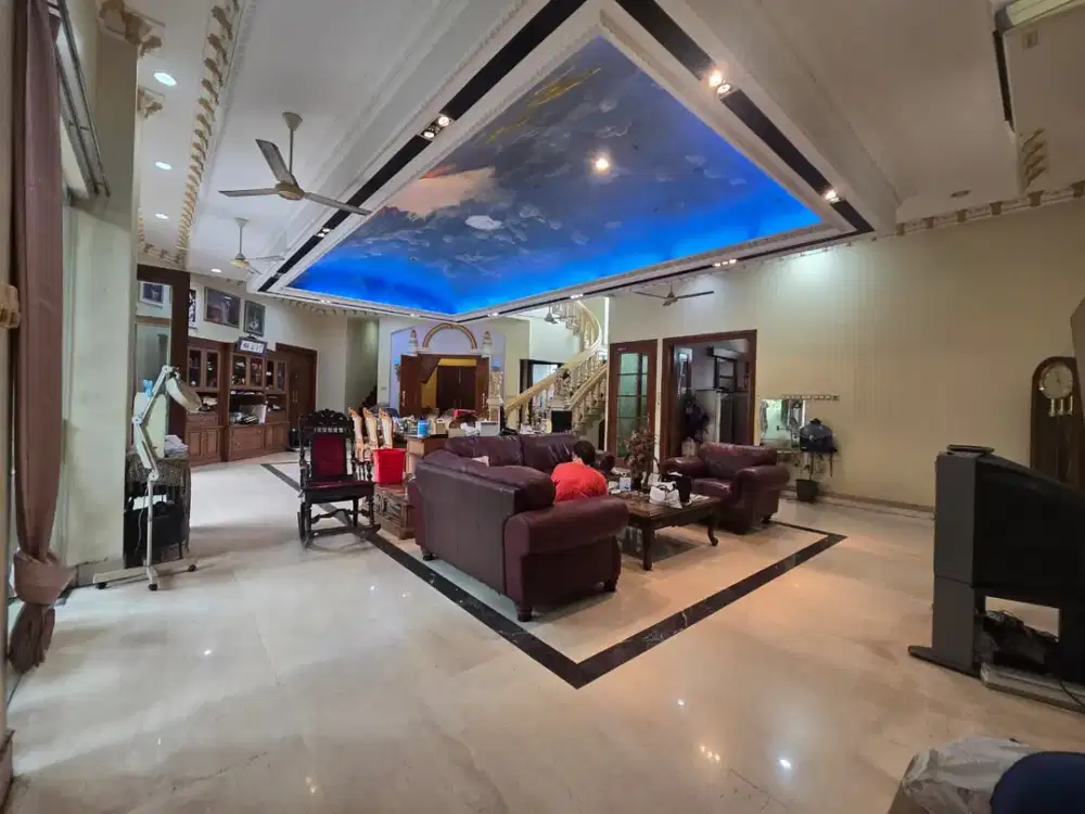 Rumah 4 Lantai Luxury Residence – Pondok Indah Jakarta Selatan.