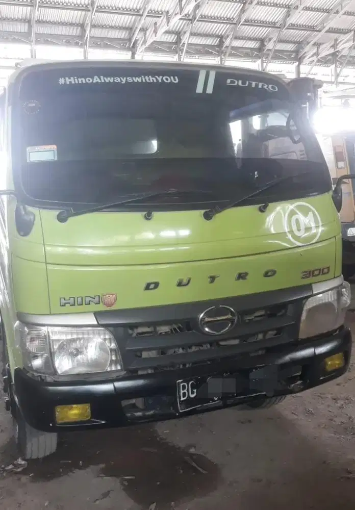 Di Jual Mobil HINO untuk (mixer molen)