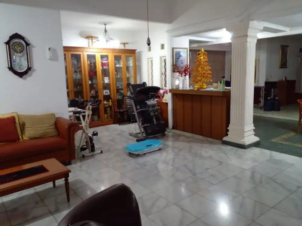Dijual Cepat Rumah di Taman Giri Loka BSD 2 Lantai SHM