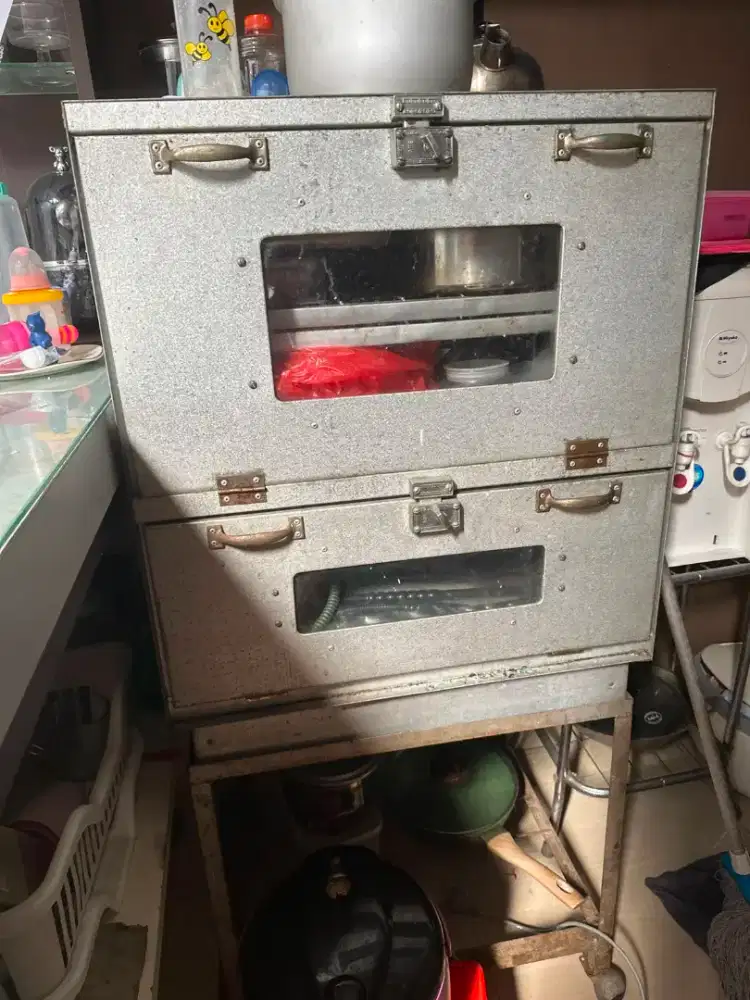 Oven gas /oven bikin kue