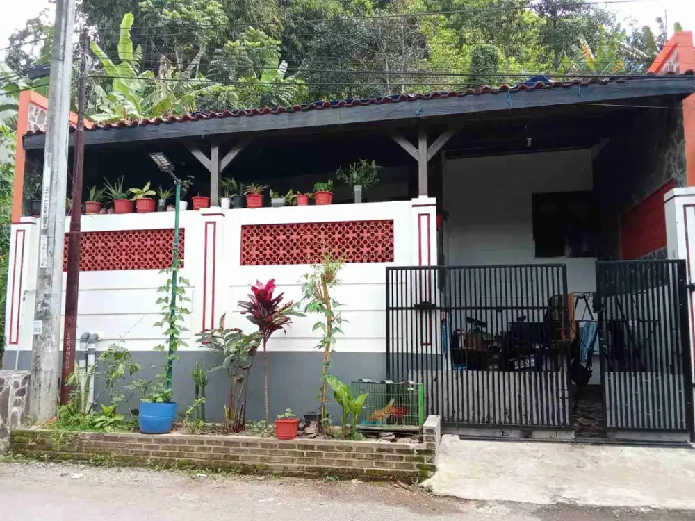 DIJUAL CEPAT RUMAH SIAP HUNI SEMI FURNISH CIMENYAN BANDUNG