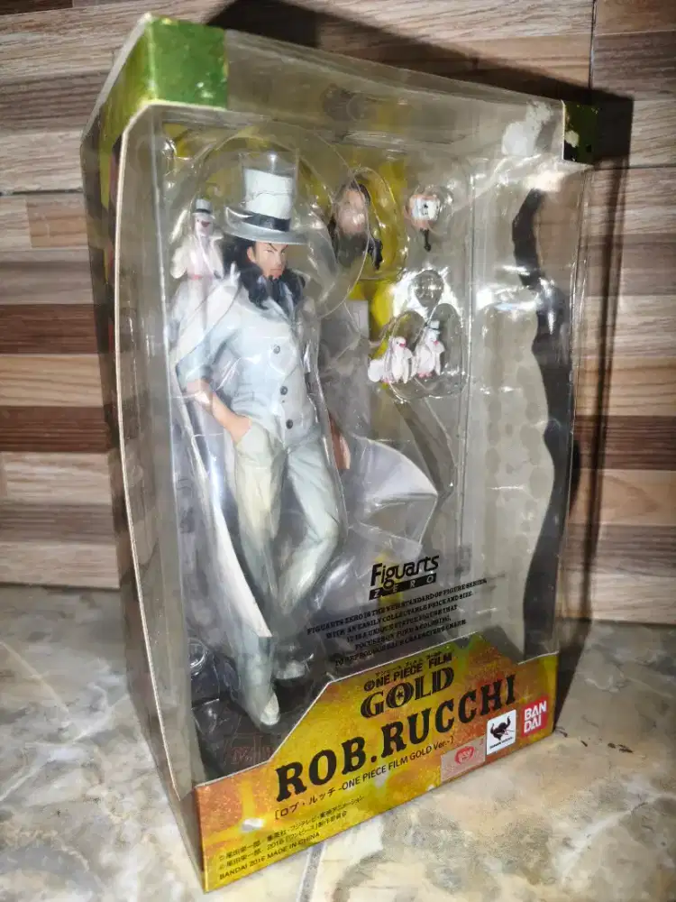 Figuarts ZERO Rob Lucci (Film Gold Ver.) 1/12