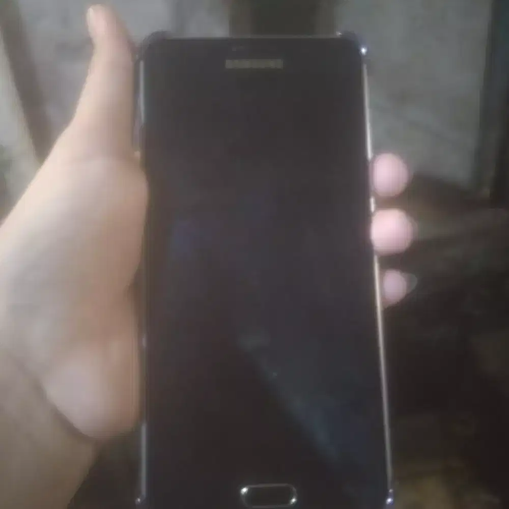 SAMSUNG GALAXY A7