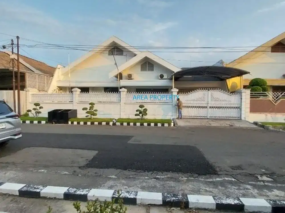 JUAL RUMAH MEWAH DHARMAHUSADA INDAH UTARA, SURABAYA