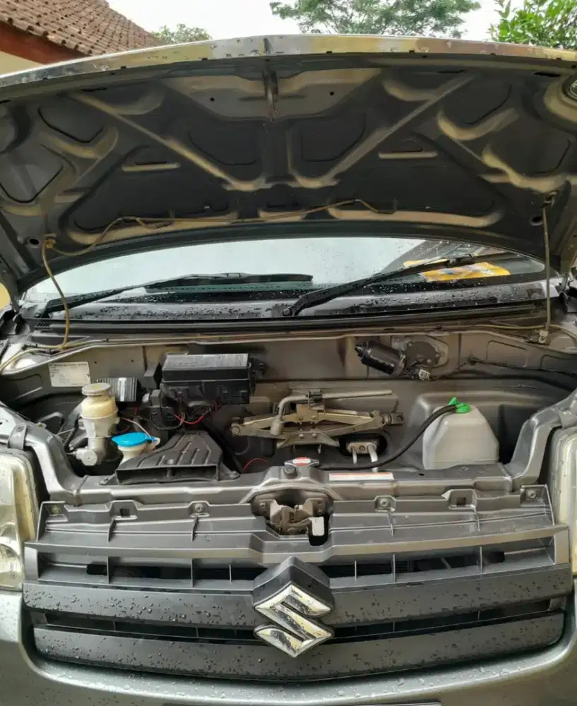Suzuki APV DLX MT 2013