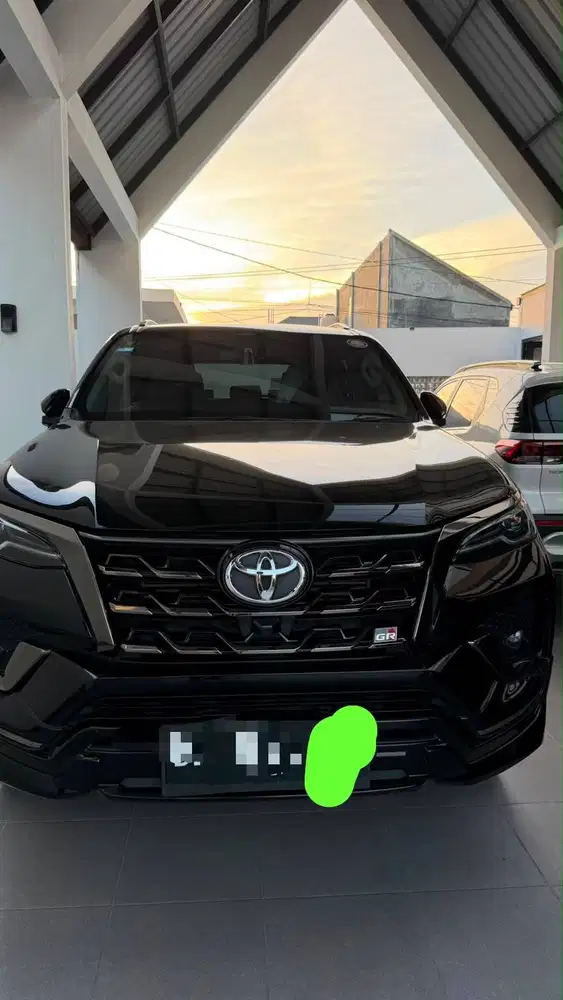 JUAL MOBIL FORTUNER 2023 2.8 GR