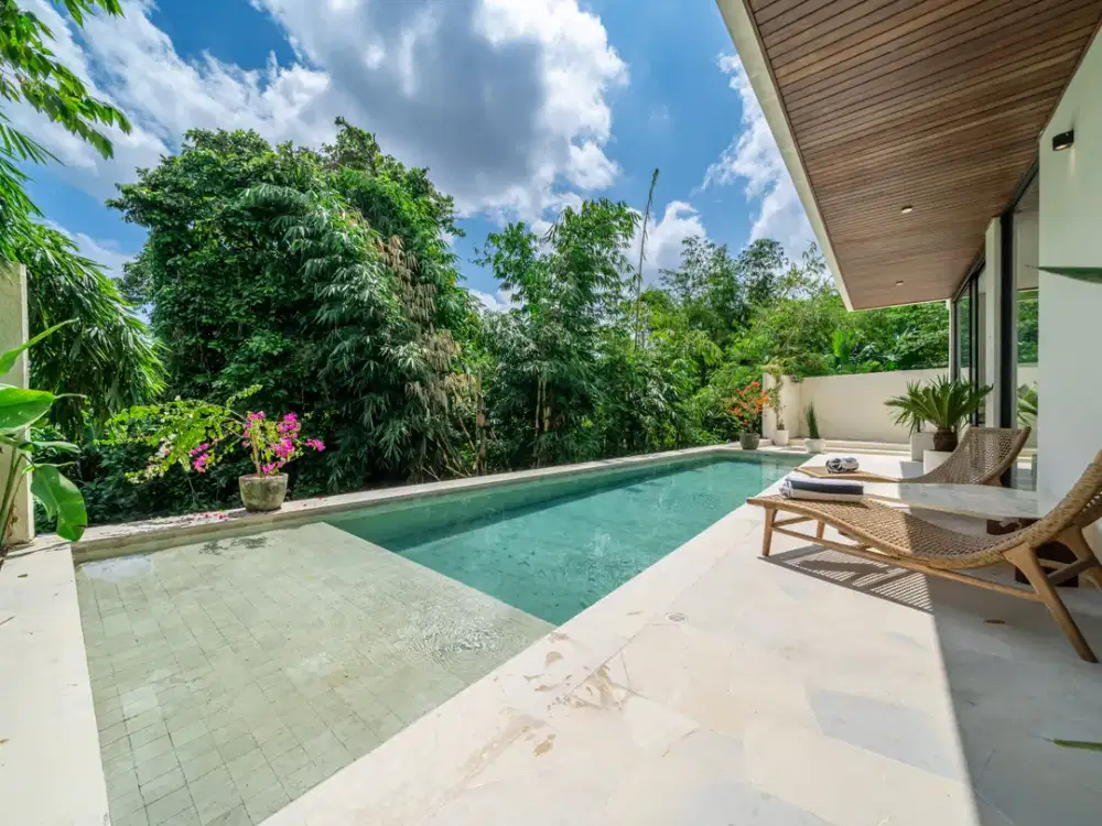 Freehold - Move-In Ready 3-Bedroom Villa in Pererenan's Most Desirable Location, Canggu, Bali