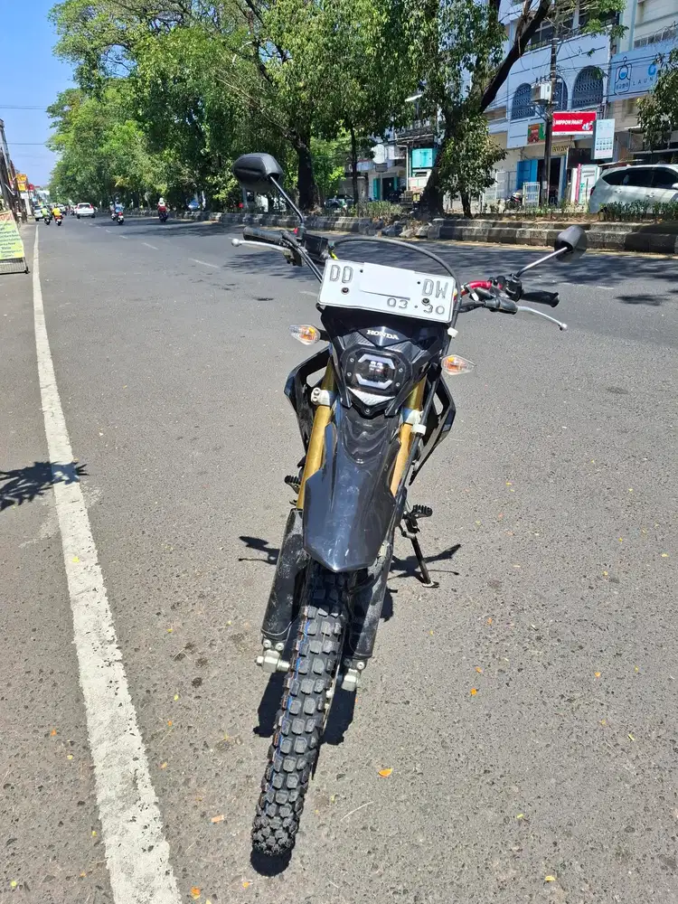 Honda CRF 150cc 2025 hitam