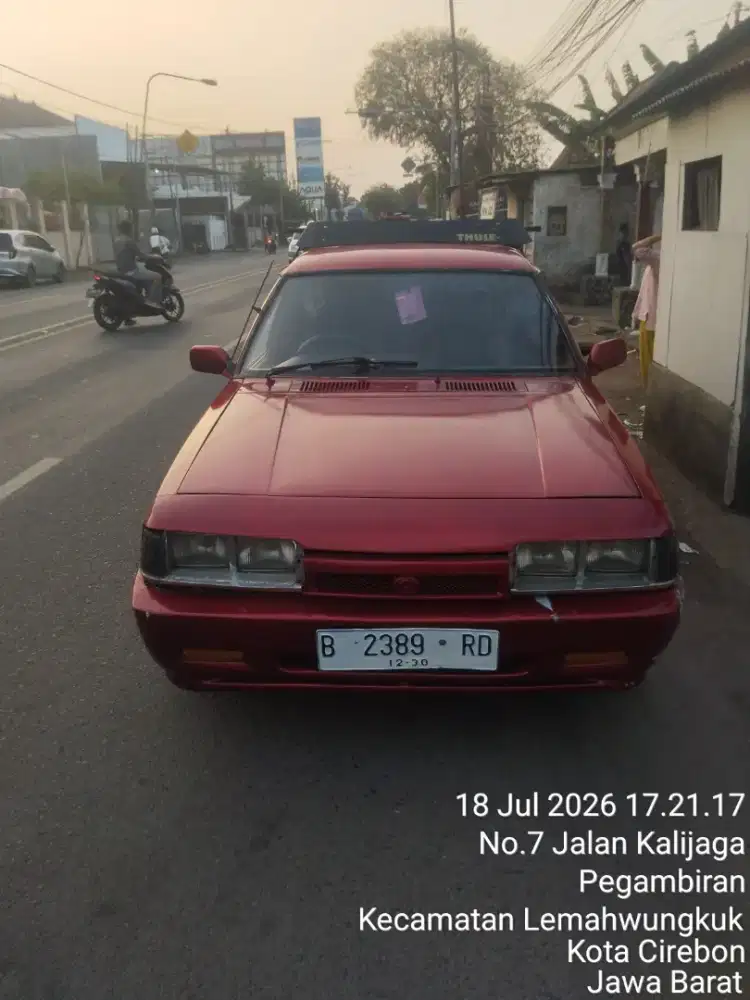 Mazda vantrend thn 95 ss kumplit