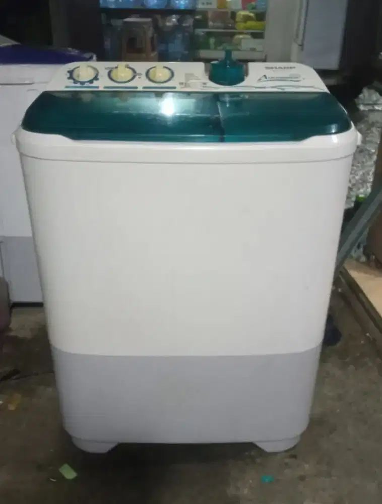 Mesin cuci 2tabung merek sharp 7,5kg
