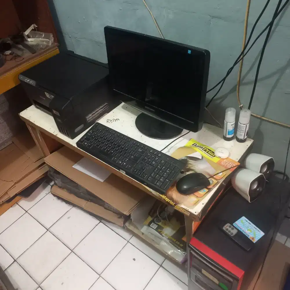 Dijual cepat 1 set komputer dan printer