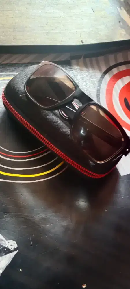 Kacamata baca oakley Holbrook made in usa