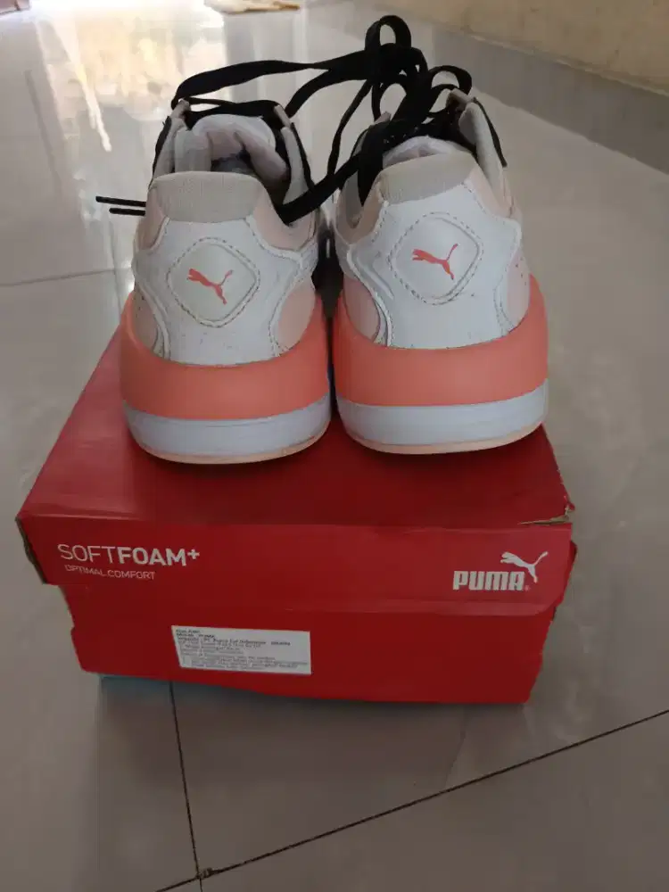 Shoes sport PUMA, size 42..NEW