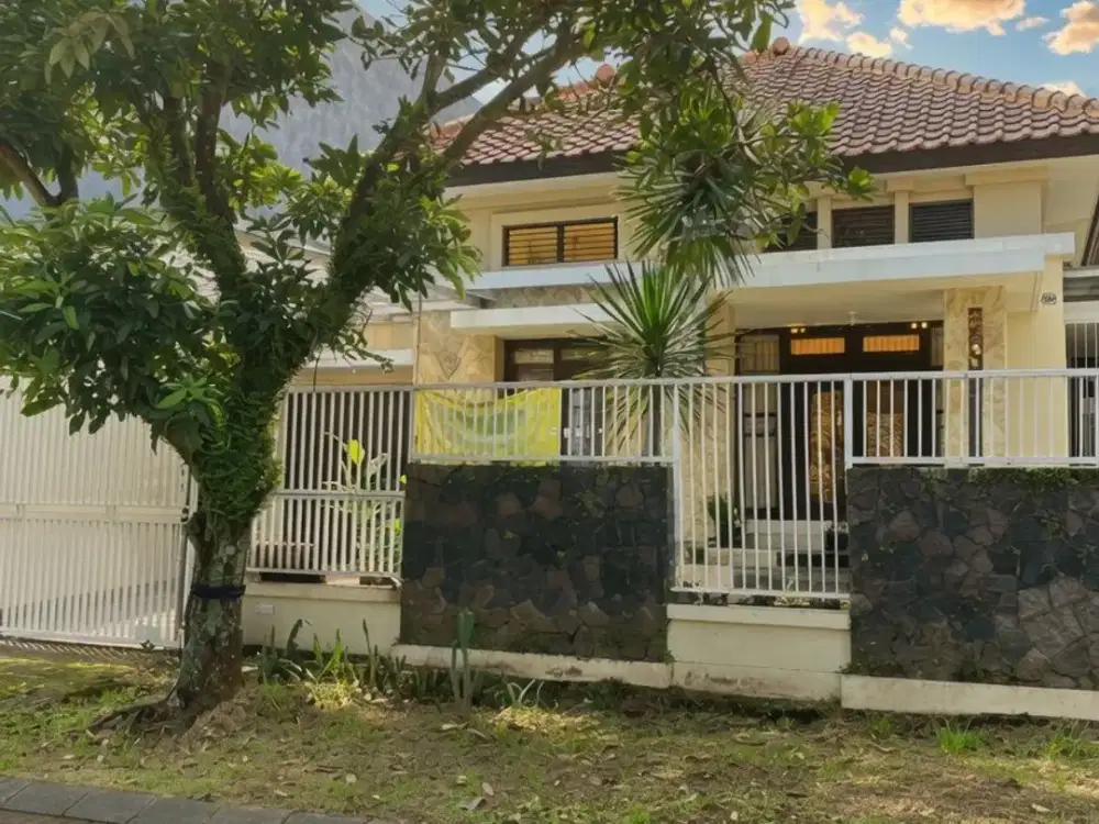 Dijual rumah 3 kamar tidur di Araya Cluster Golf, Malang
