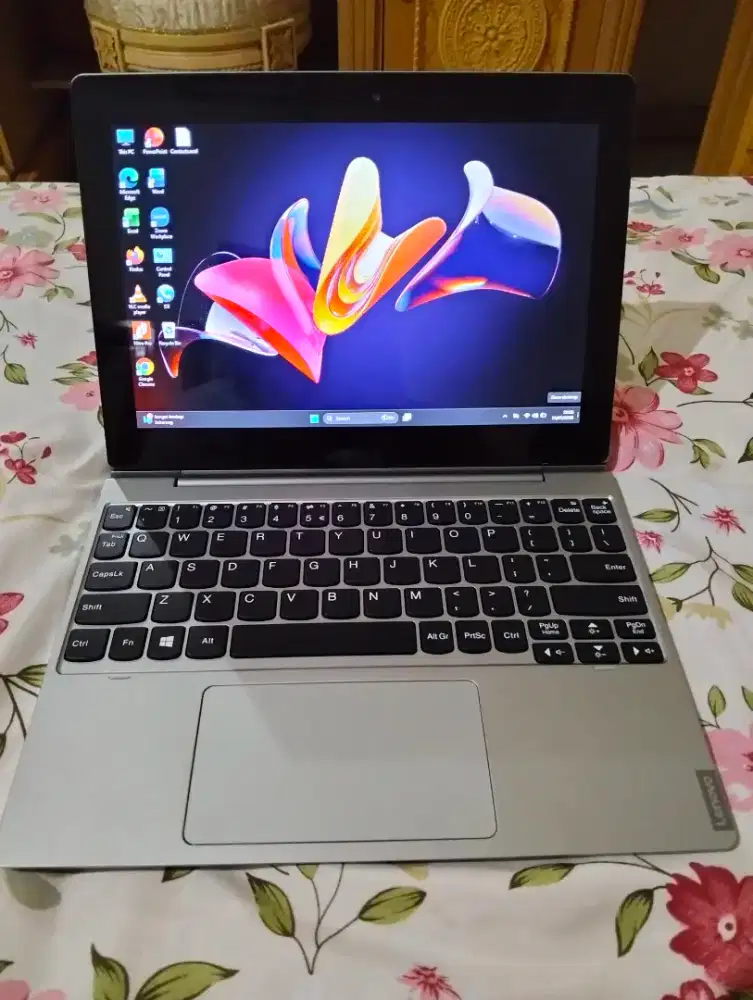 Lenovo Ideapad N4020 windows 11 Touchscreen 8 GB 256 GB
