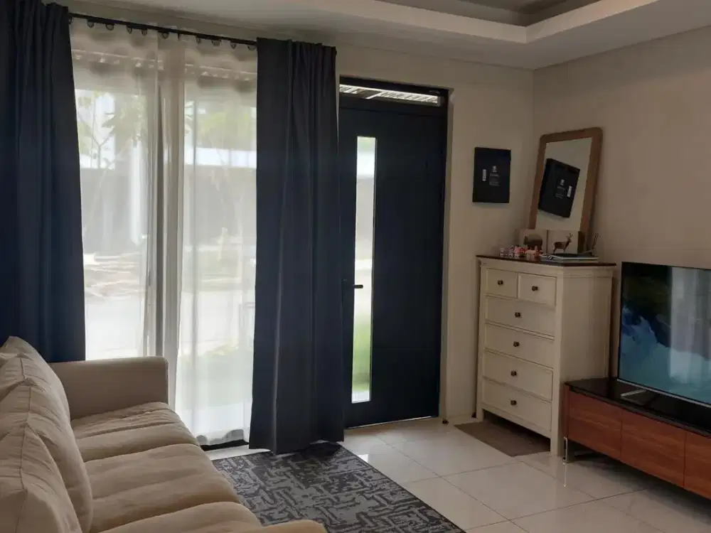 Dijual Rumah Semi Furnished Nyaman Terawat Lokasi di Kota Baru Parahyangan Tatar Punawangi Bandung