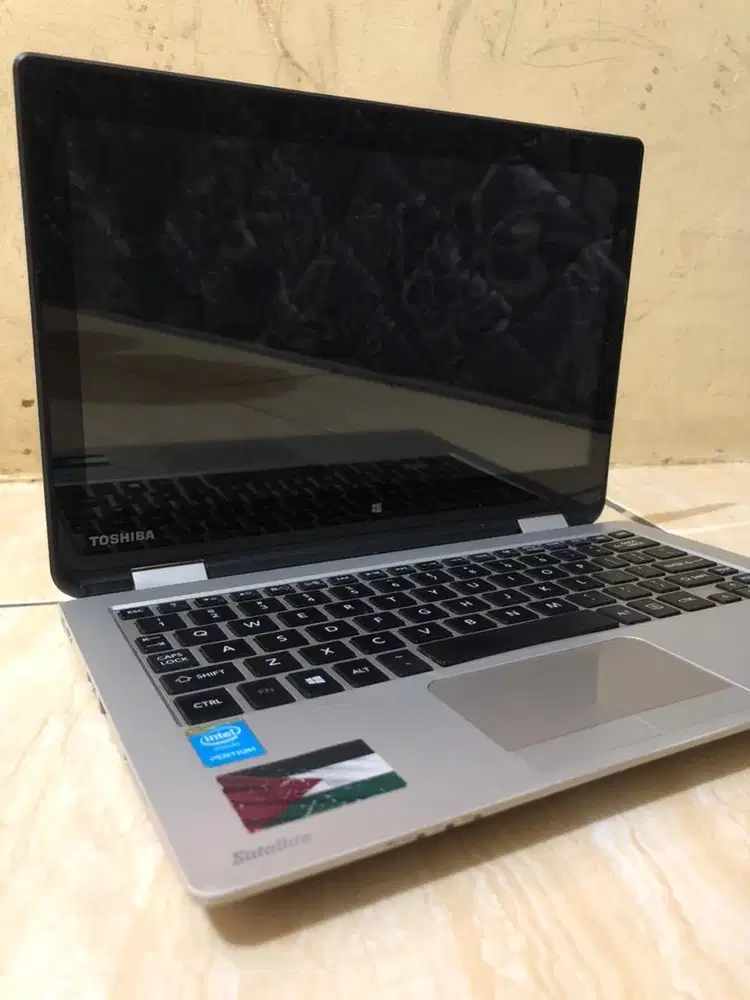 Laptop Toshiba Satellite L15W