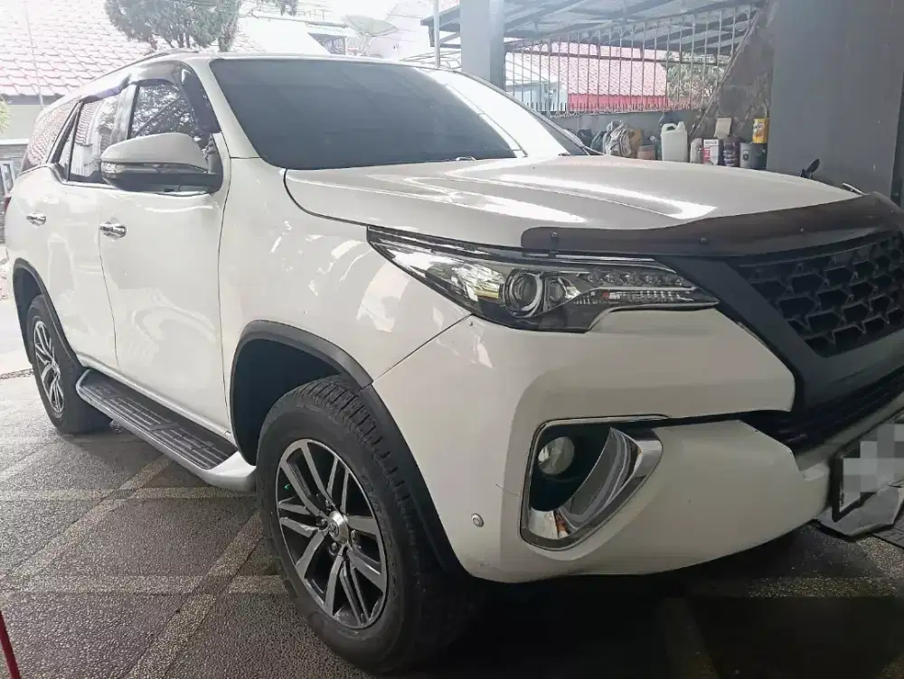Fortuner VRZ 2.4 Matic'2016 Istimewa