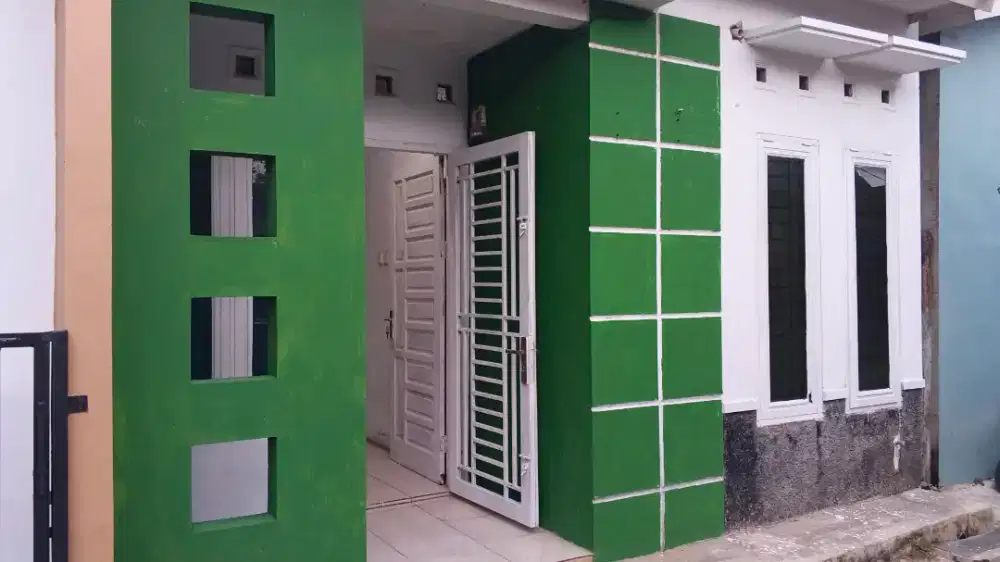 Jual rumah tinggal nyaman dan strategis