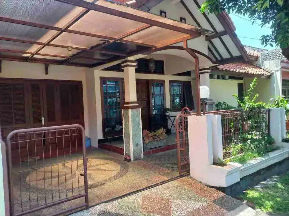 Rumah Trunojoyo Banyumanik Semarang
