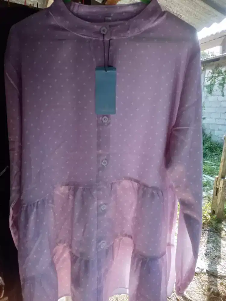 Jual beli baju atasan online