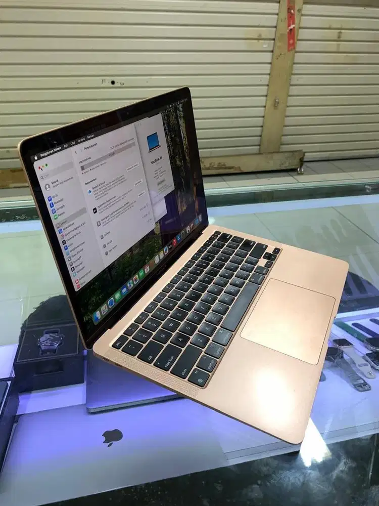 Macbook Air M1 8/512GB Garansi Ex iBox BH 85%