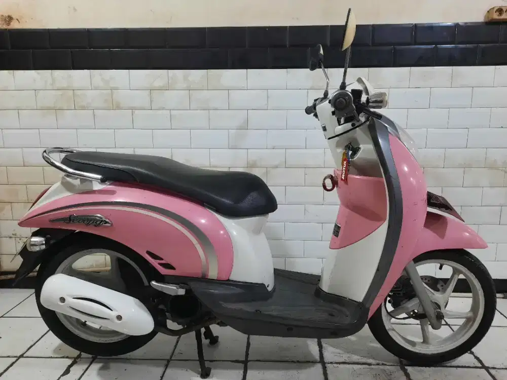 Honda scoopy karbu tahun 2011