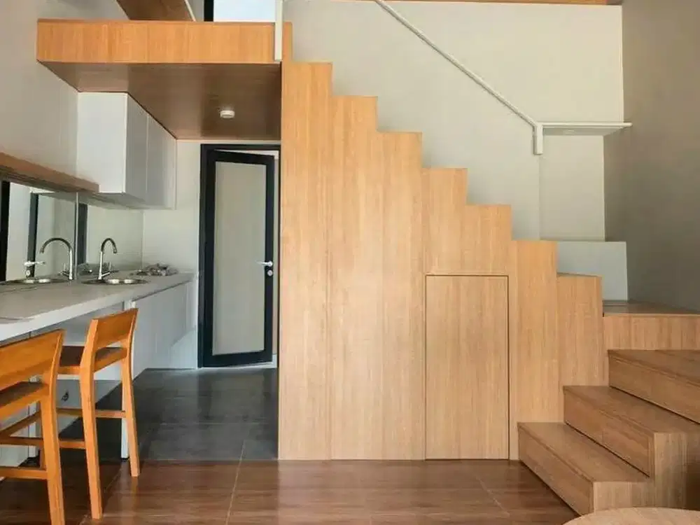 Jual Rugi Rumah Bagus 2 Lantai 2 KT Posisi Depan Taman di Fleekhauz, BSD