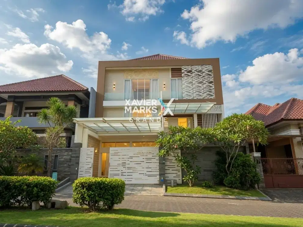 Dijual rumah mewah full funrished 3 lantai ada kolam renang di Istana Dieng, Malang