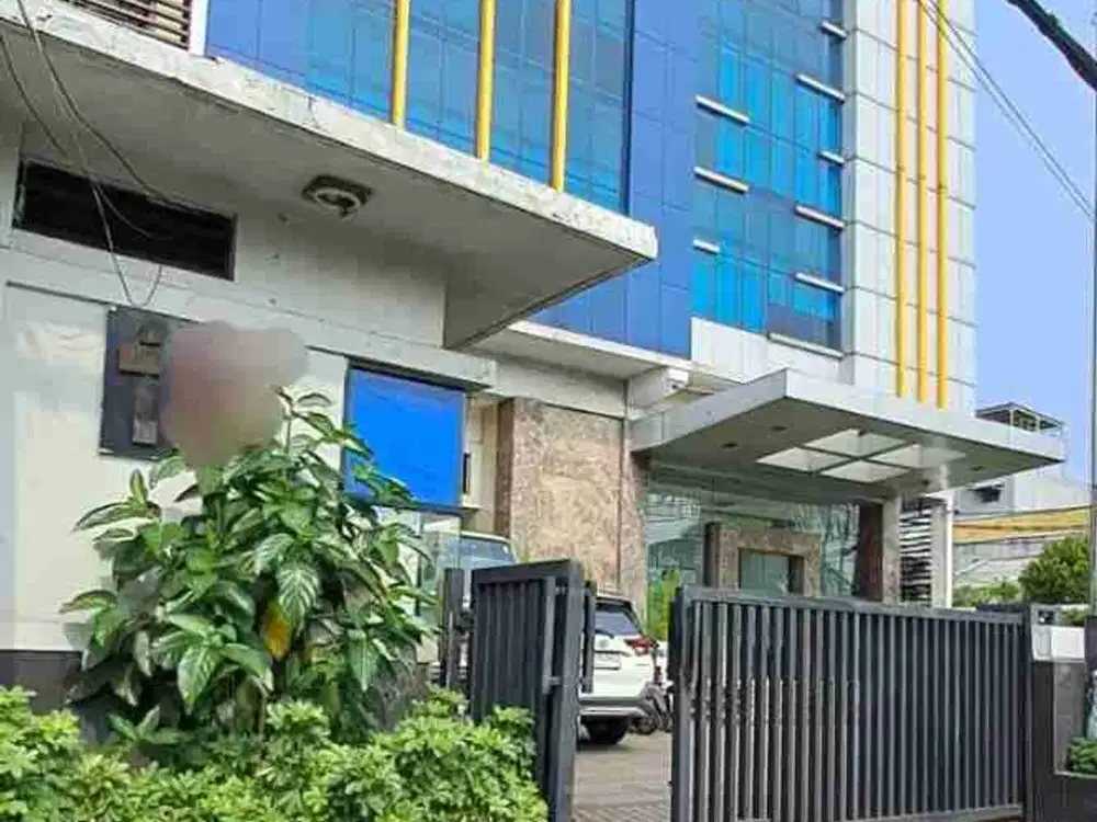 Dijual bangunan kantor strategis 4 lantai kemayoran