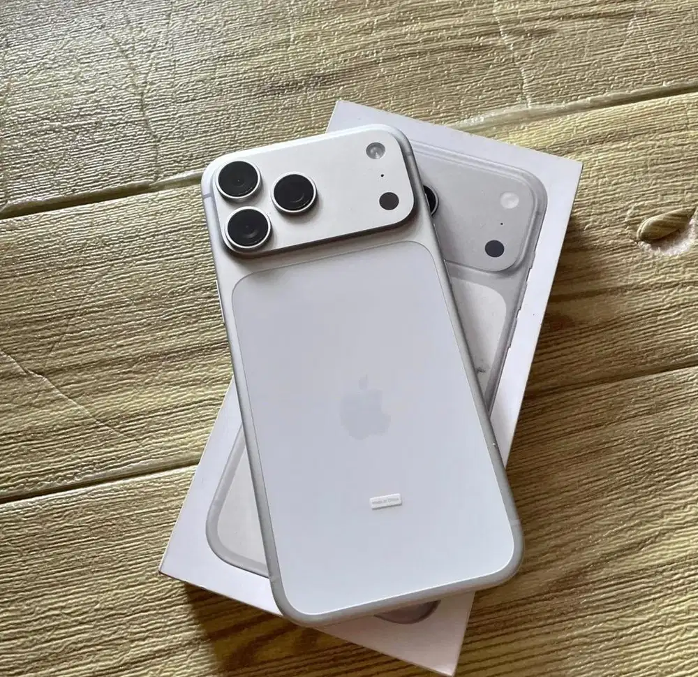 iPhone 17 Pro Max 256GB Garansi Resmi iBox Battery Health 100%